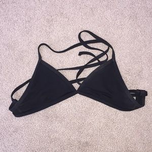Jolyn bikini top!